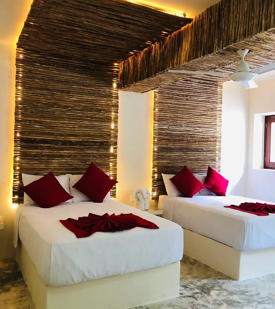 Tierra Maya Hotel Spa & Sanctuary Bacalar Mexiko